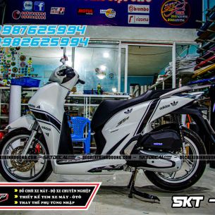 tem-roi-xe-sh-adidas-den-trang-chi