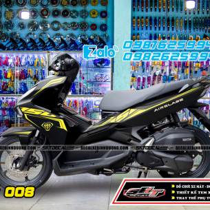 tem-trum-xe-airblade-den-chi-vang