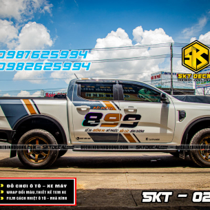 tem-suon-ban-tai-ford-ranger-trang-xam-029