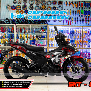 tem-trum-exciter-155-do-den-trang-ac-quy-dracula-079