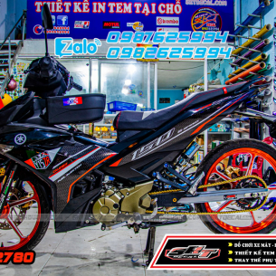 tem-roi-xe-exciter-150-den-cam-y15zr