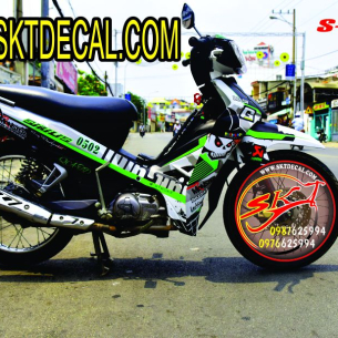 tem-trum-xe-sirius-xanh-trang-dau-lau-g