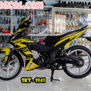 tem-xe-winner-150-vang-den-chi