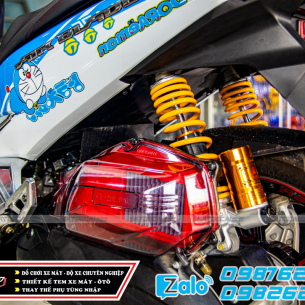 po-e-trong-suot-zhi-pat