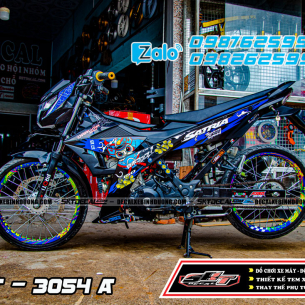 tem-roi-xe-satria-xanh-den-samurai-damura-3054a