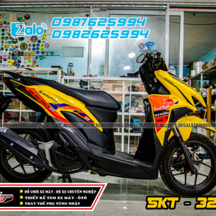 tem-roi-xe-vario-vang-cam-redbull