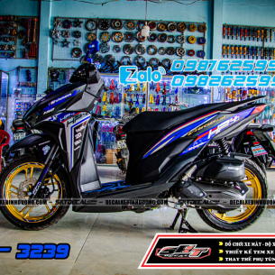 tem-trum-xe-vario-xanh-trang-den-hp4