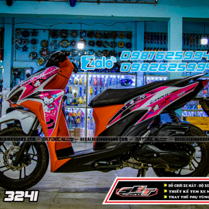tem-roi-xe-vario-hong-trang-hellokitty