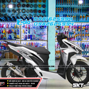 tem-roi-vario-trang-den-bac-h2c-3249