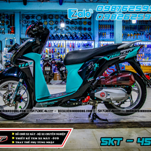 tem-roi-xe-vision-xanh-den