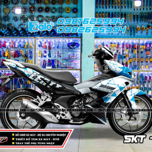 tem-trum-winner-x-trang-xanh-den-tam-giac