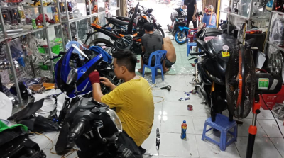 loi-ich-cua-viec-dan-decal-xe