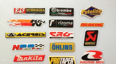 dia-chi-thiet-ke-tem-logo-hoi-nhom