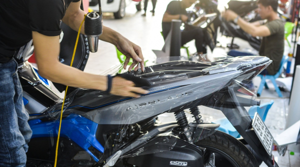 bang-gia-dan-keo-xe-decal-xe