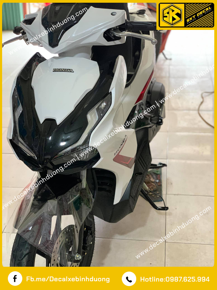 Dán keo xe Air Blade 2020 màu trắng đen phần trước
